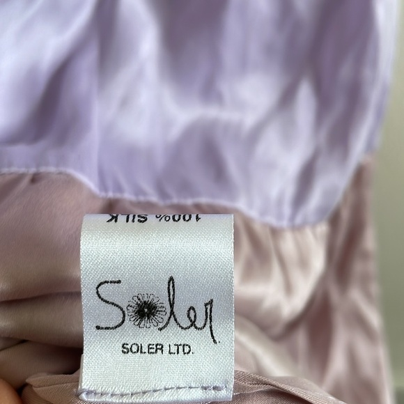 Soler Pia Gathered Tier Maxi Dress Women’s Size Medium 100% Silk Pink Purple - Picture 10 of 11